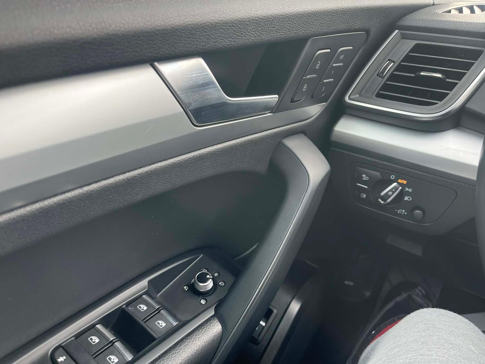 Audi Q5 2021 - Image 15